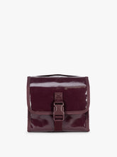 Terra Hanging Toiletry Bag