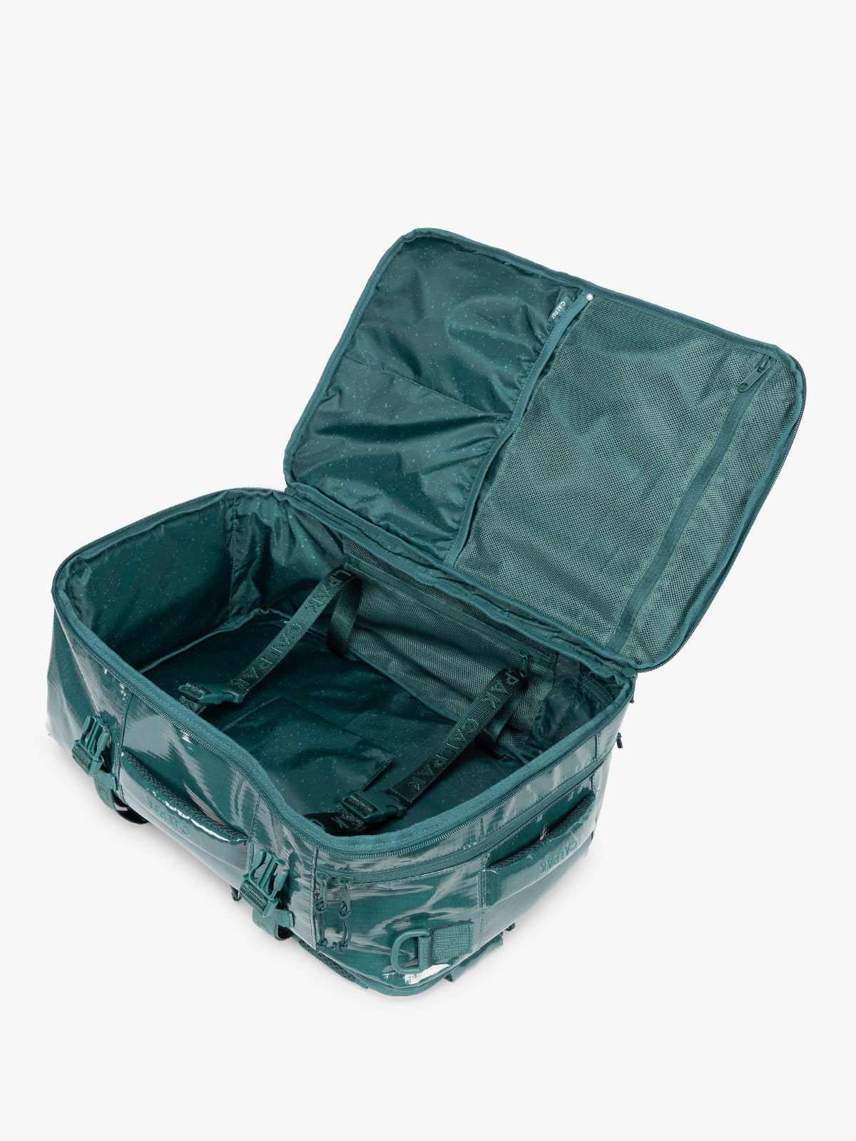 Terra 26L Laptop Duffel Backpack
