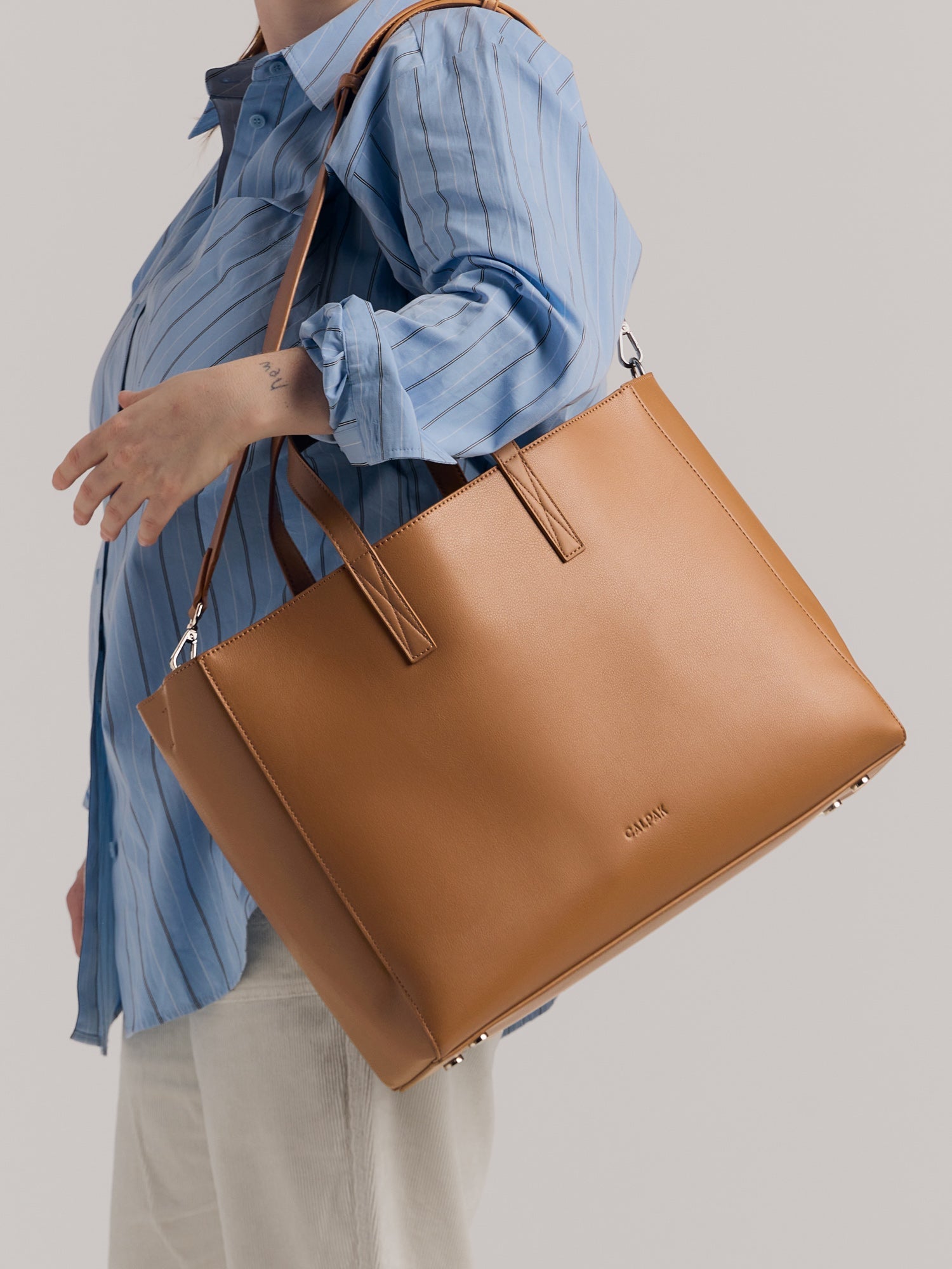 Haven 16" Laptop Tote Bag