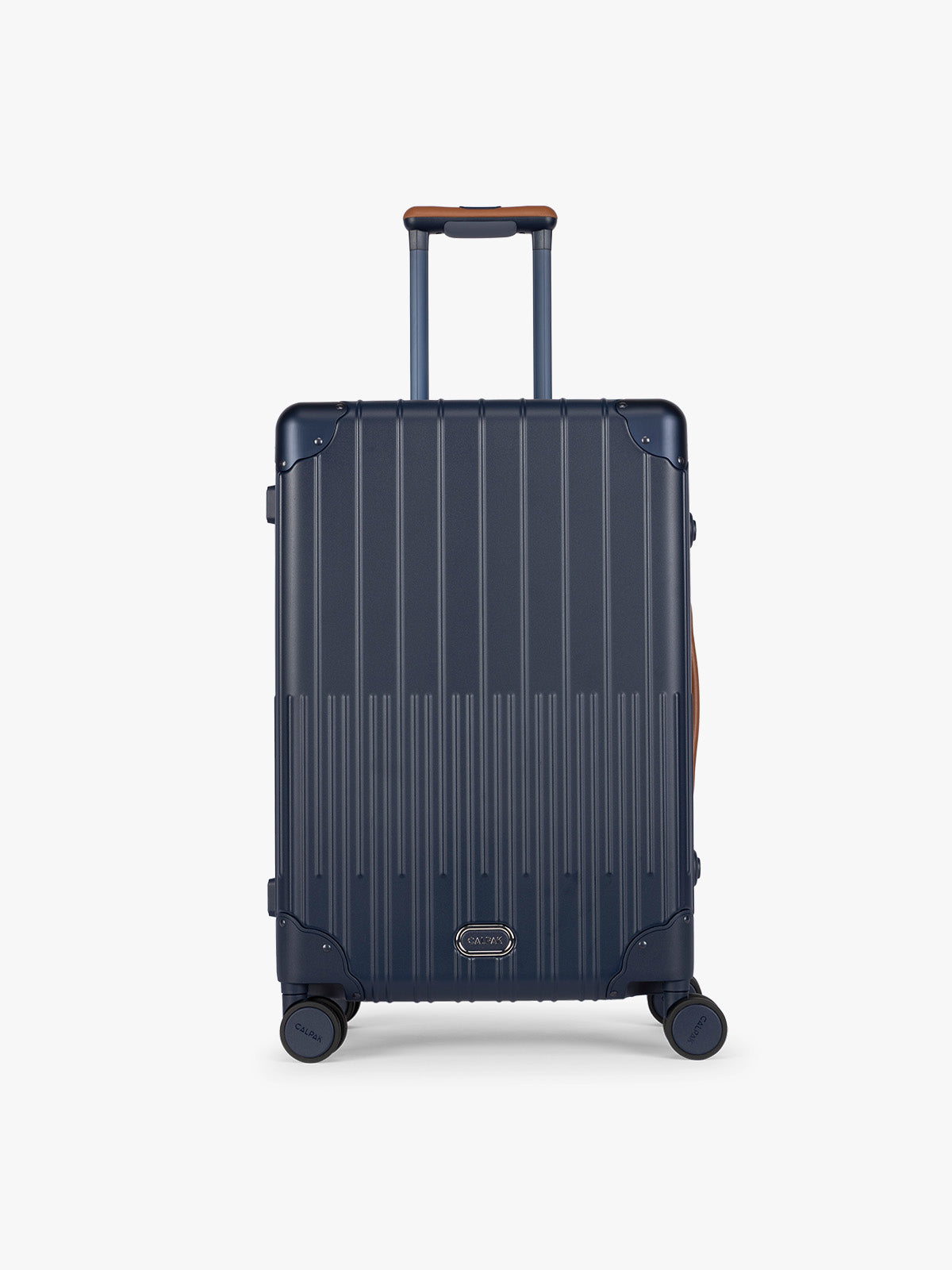 Vault Medium Luggage