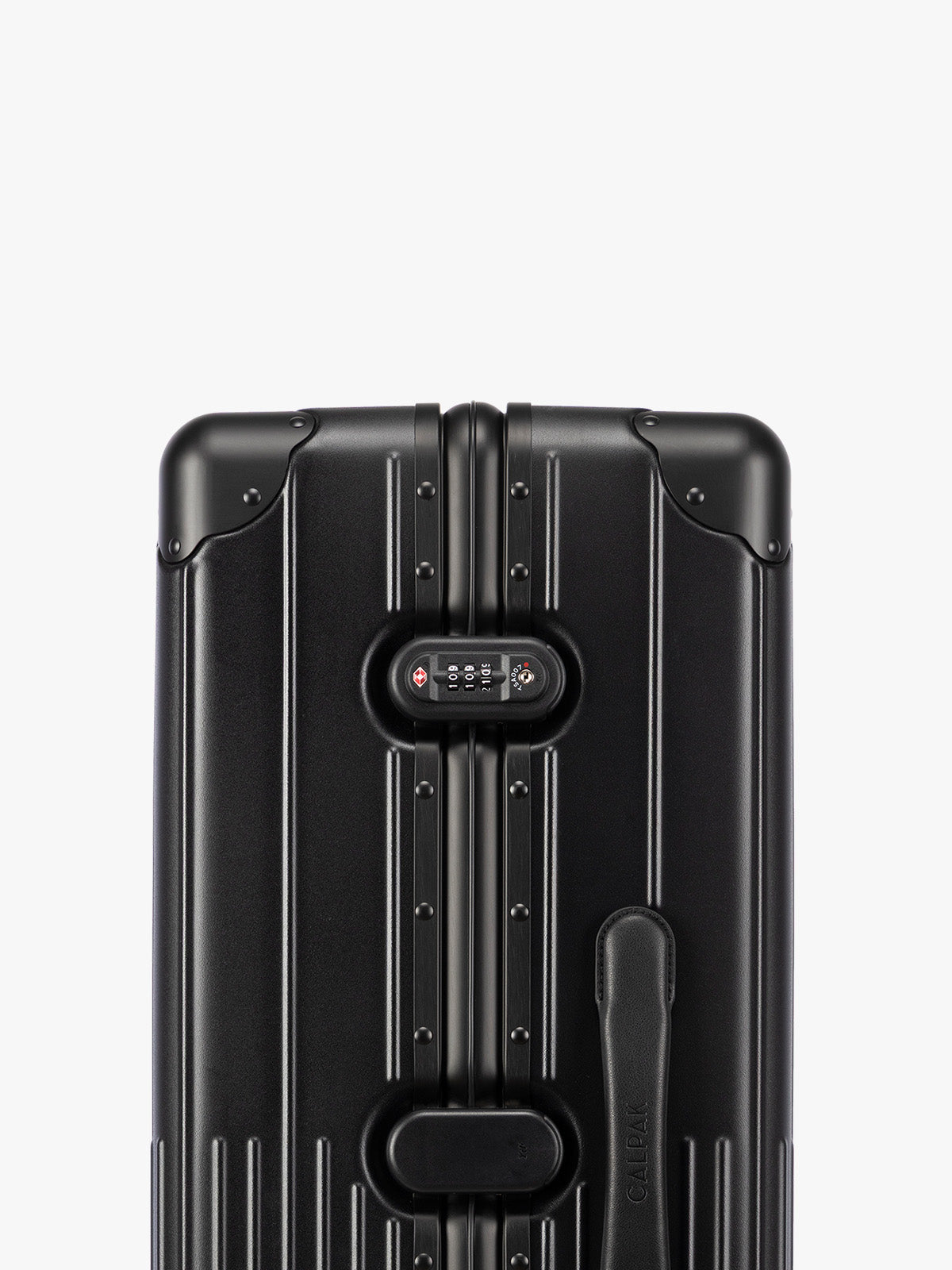 Vault Large Luggage