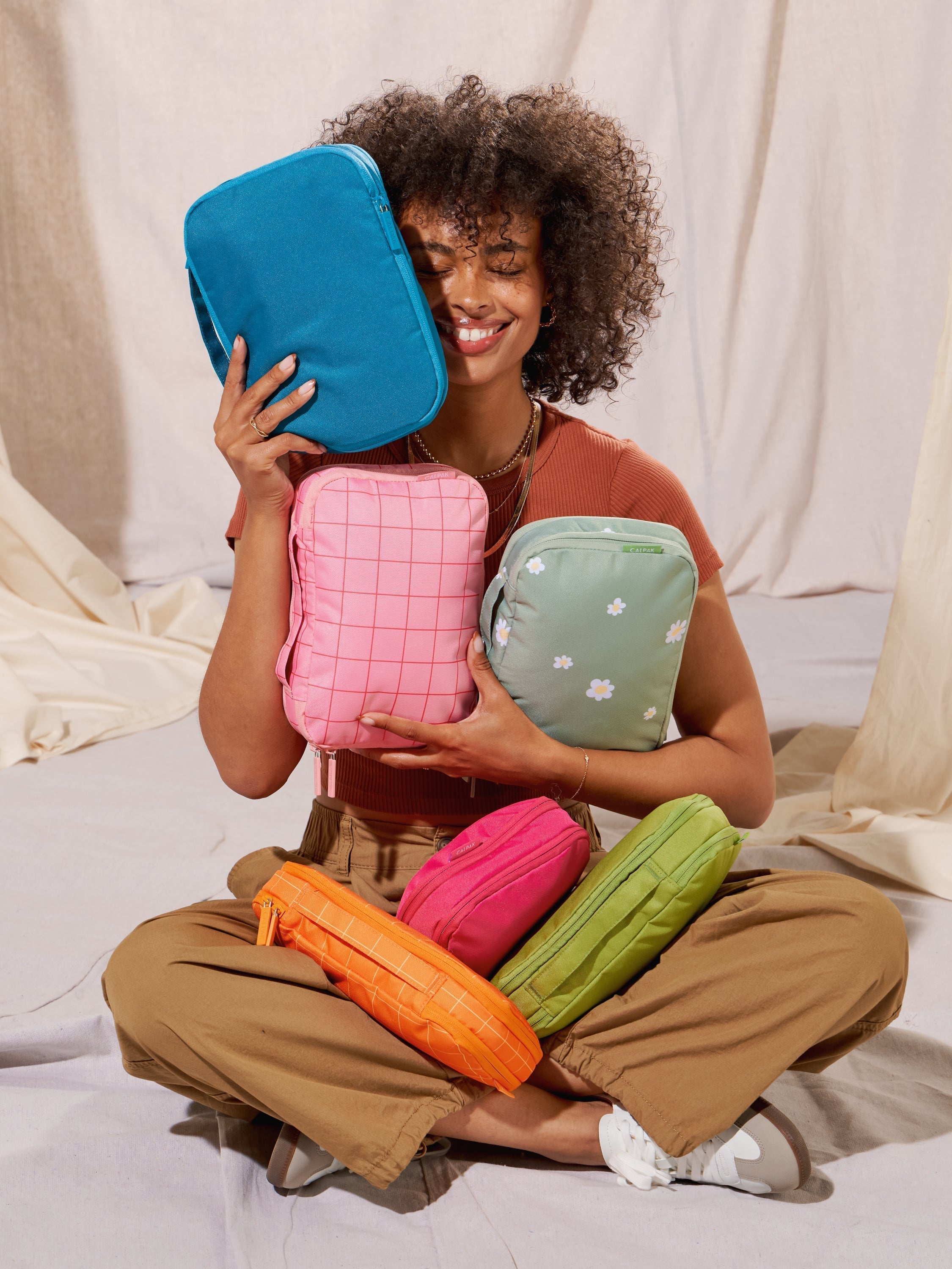 Small Compression Packing Cubes