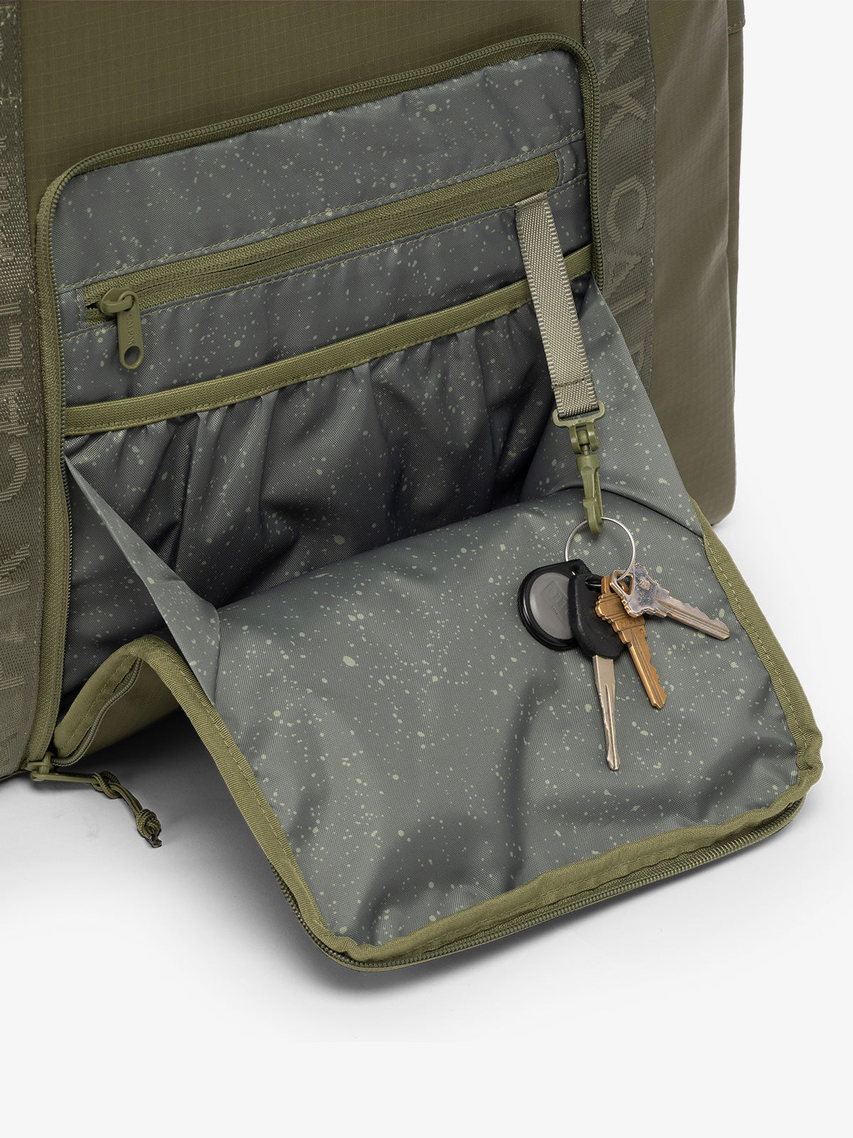 Terra 35L Water Resistant Zip Tote Bag