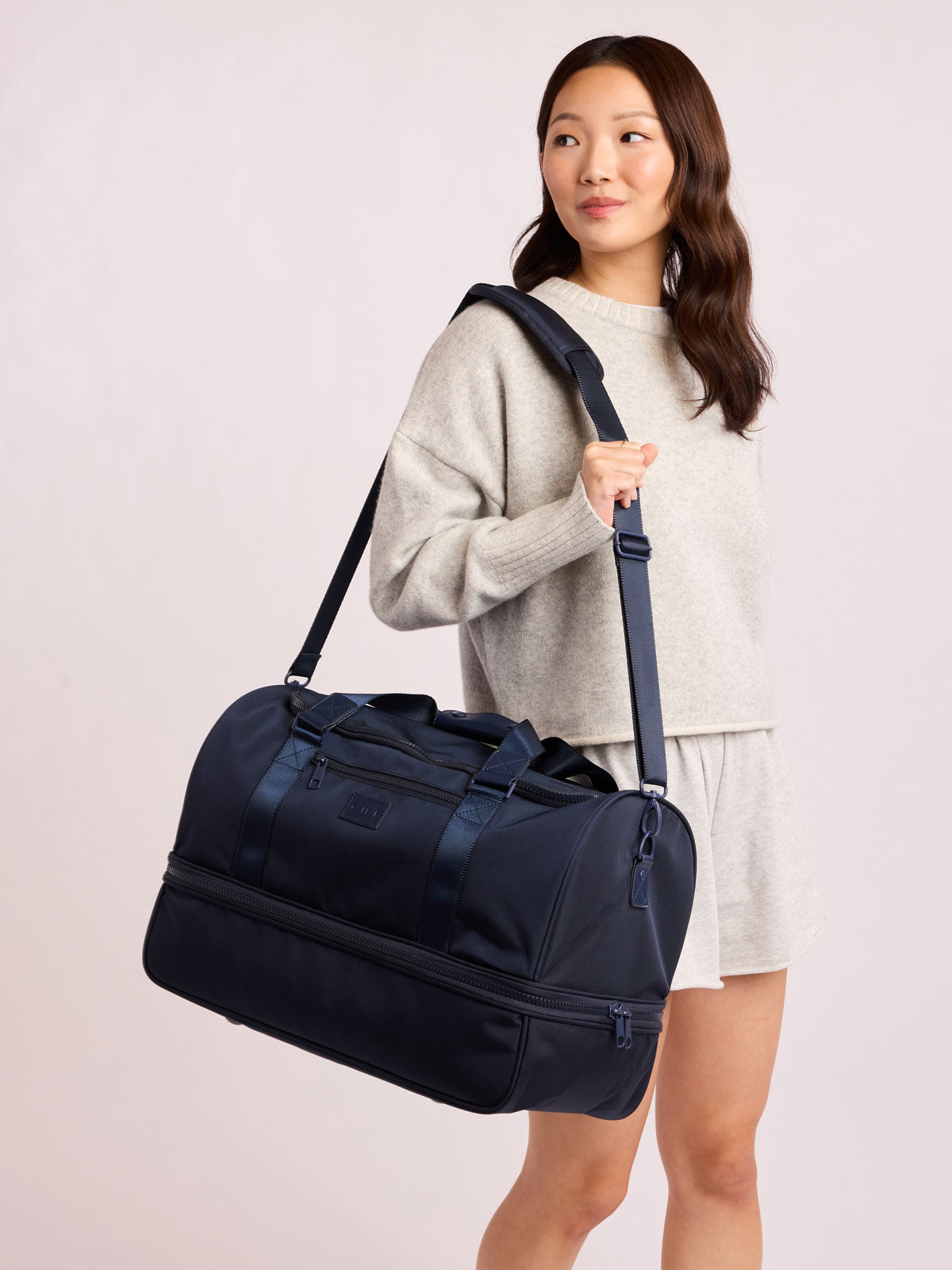 Stevyn Duffel Bag with Shoe Compartment