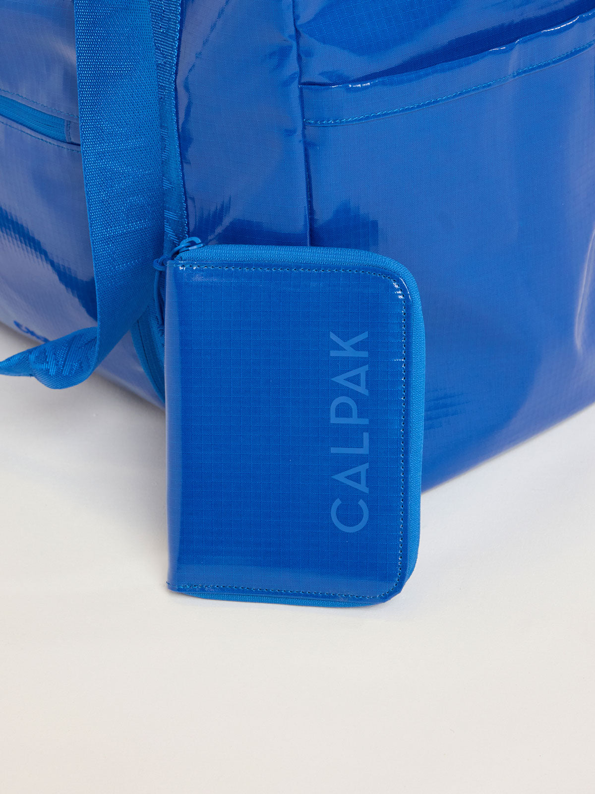 Terra Zip Passport Wallet