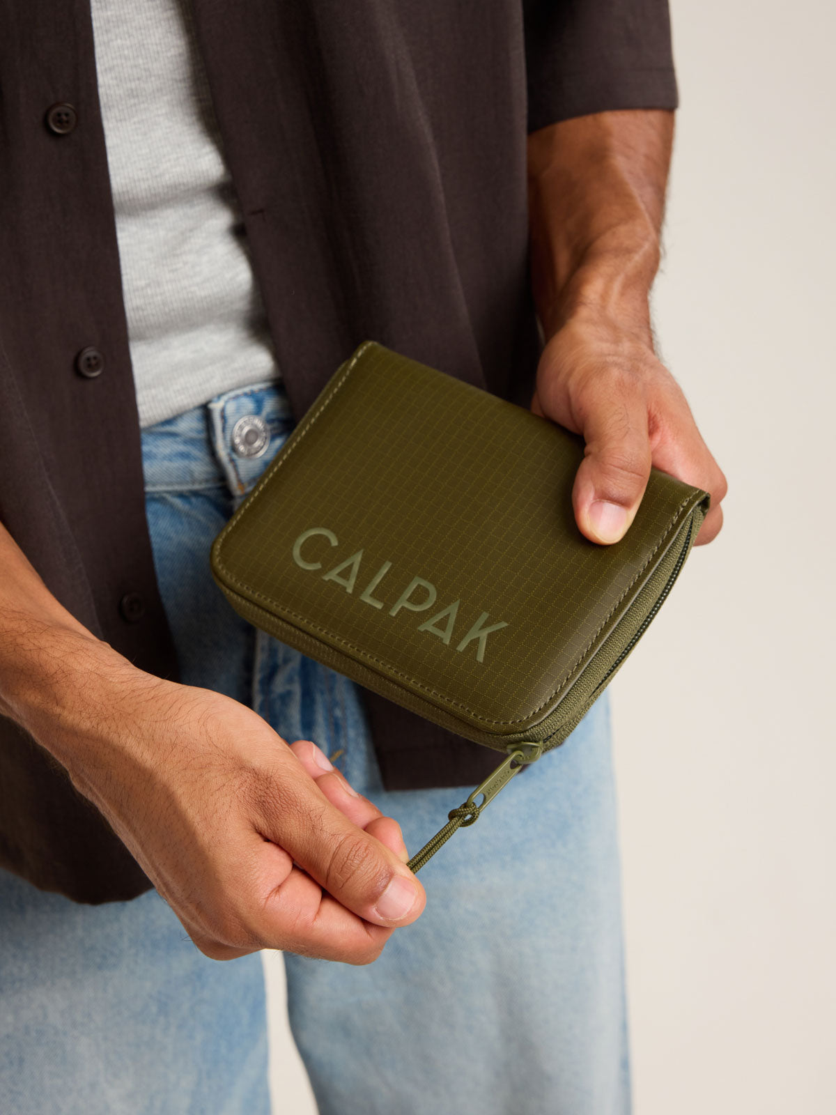 Terra Zip Passport Wallet